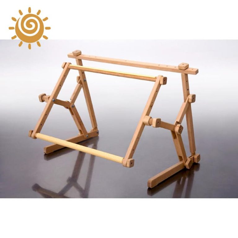 Дерев’яний станок Іволга в комплекті з гобеленовими п’яльцями 25х32см