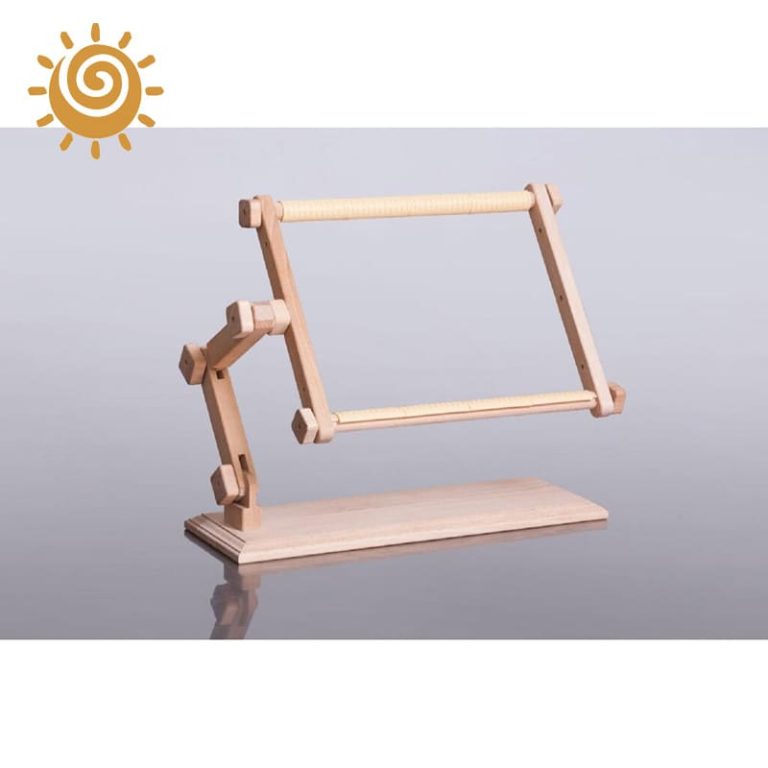 Дерев’яний станок “Пінгвін” з гобеленовими п’яльцями розміру 30х40 см